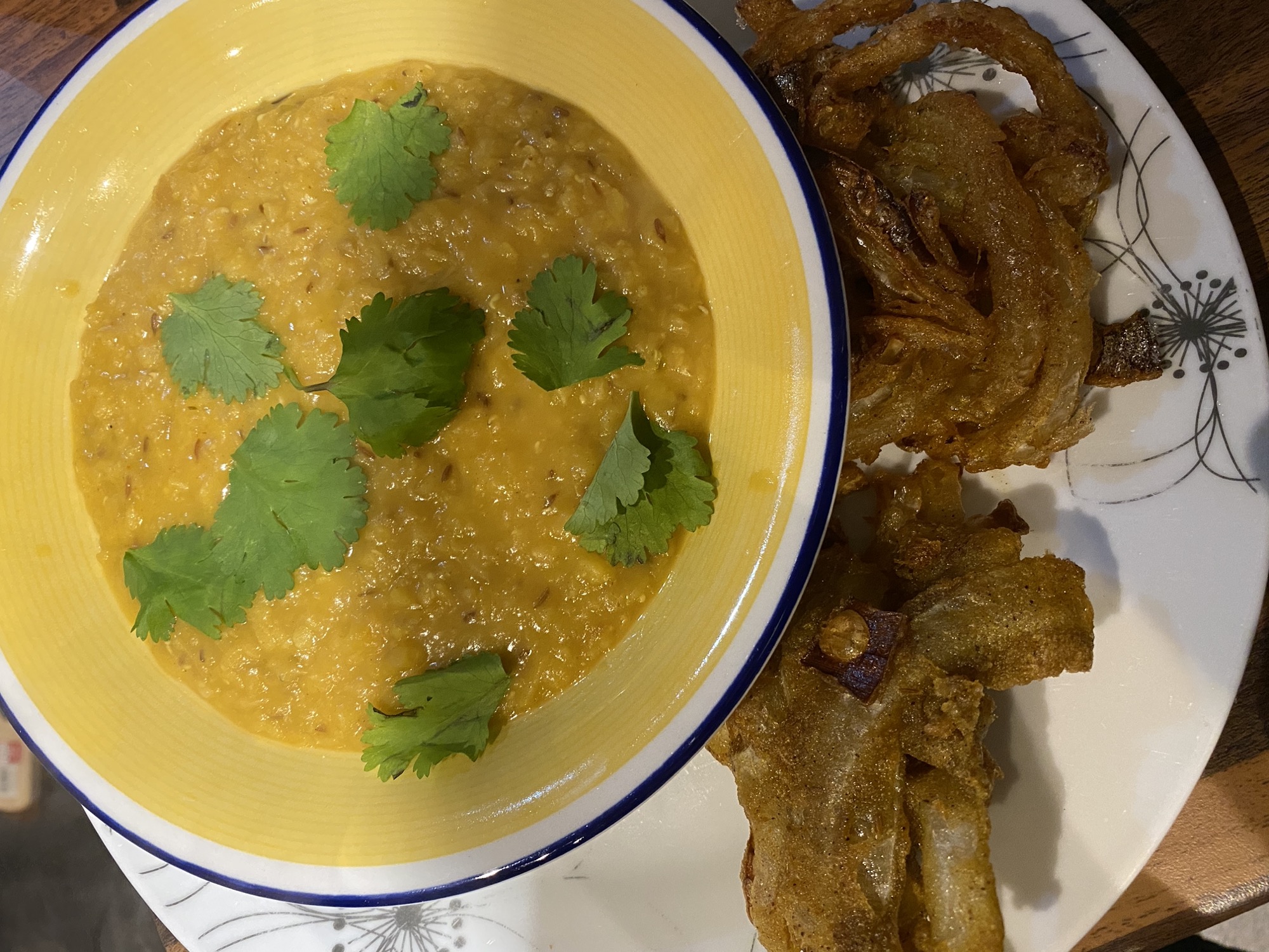Onion Bhajis, Dhal & Flatbread