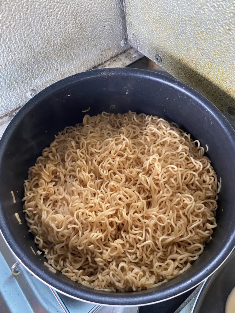 Simple Camping Ramen